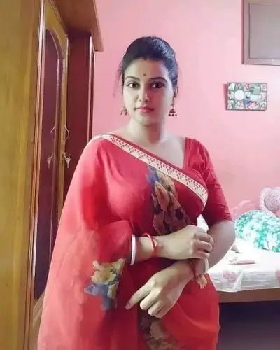 Call Girl Service in Hilli