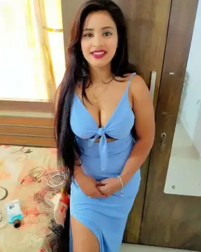 Hilli Escorts